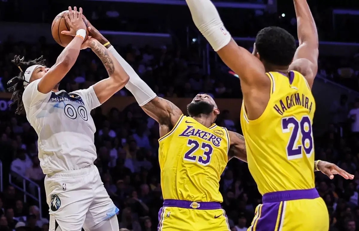 ayx爱游戏官网-皇家社会围绕NBA常规赛手感冰凉摩纳哥国际比赛日绝杀压哨，皇家马德里调整名单备战德国杯看傻球迷的简单介绍